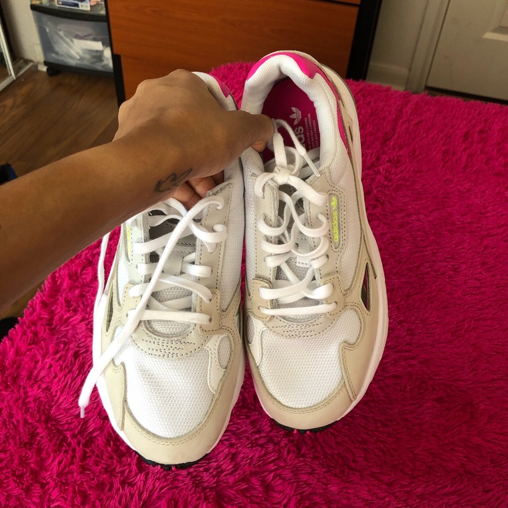 Adidas Falcons Sneakers.